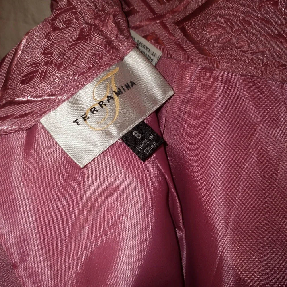 Terramina Size 8 Skirt Suit Pink Geometric Vintage Embroidered Jeweled